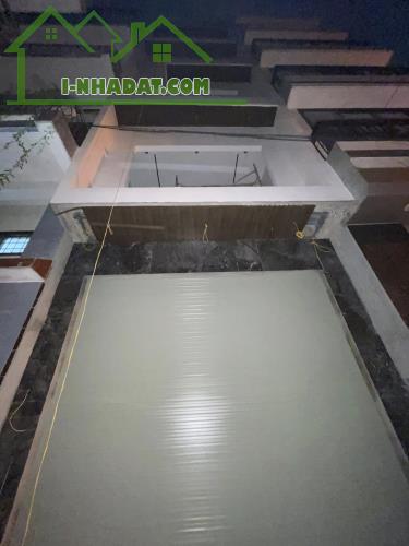 💜NHÀ PHỐ NGUYỄN VĂN CỪ 35M2X7T MT 4M CHÀO 13.2 TỶ - Ô TÔ - FULL NỘI THẤT XỊN💜💜💜 - 2