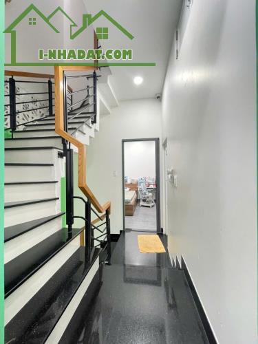 Gấp bán Nhà  Dương Văn Dương Tân Quý Tân Phú 45m2, 4Tầng Nhỉnh 5 tỷ - 3