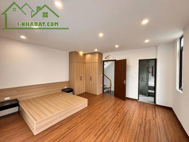 💜🌸NHÀ PHỐ VIỆT HƯNG 40M2X5T MT 5.3M CHÀO 7.6 TỶ - LÔ GÓC - 10M RA Ô TÔ - FULL NỘI THẤT🌸 - 2