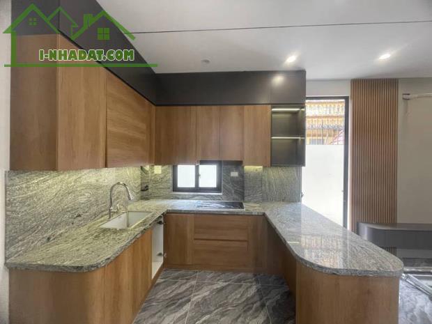 💜🌸NHÀ PHỐ VIỆT HƯNG 40M2X5T MT 5.3M CHÀO 7.6 TỶ - LÔ GÓC - 10M RA Ô TÔ - FULL NỘI THẤT🌸 - 4