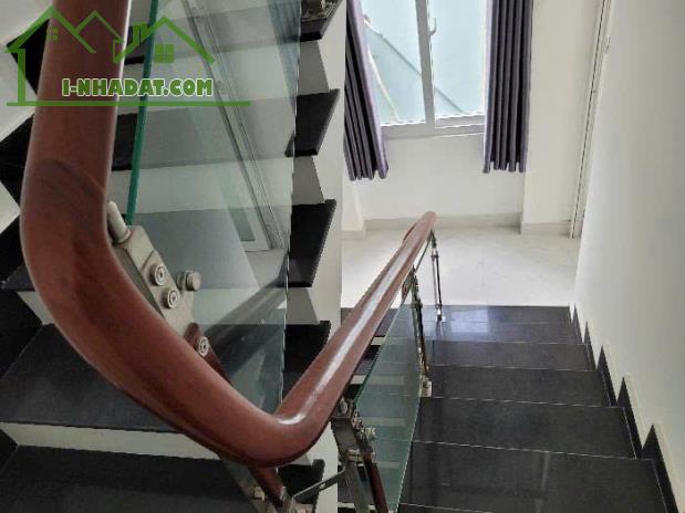 Bán nhà Phan văn Trị, Bình Thạnh, 36m2, hẻm 10m, 3 tầng, giá nhỉ 2 tỷ - 2
