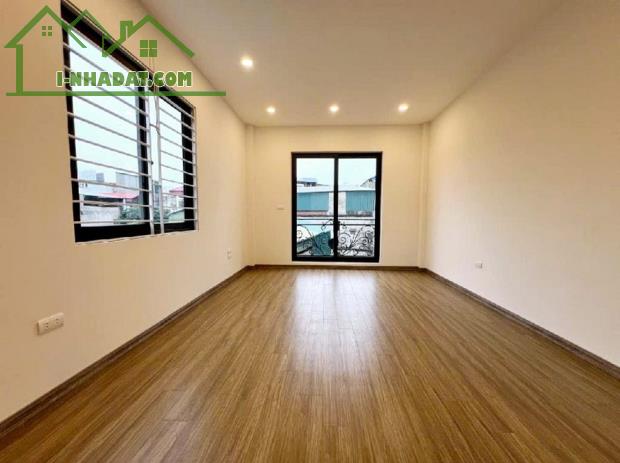 Nhà đẹp Đàm Quang Trung 70m², 5 tầng, 5PN, 4WC, Long Biên - 8.9 tỷ - 1