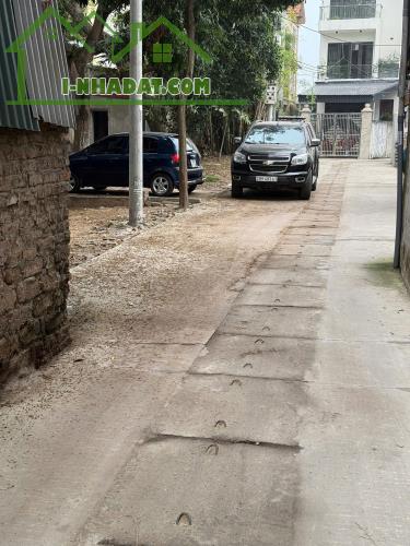 Chính chủ cần bán mảnh đất 61.2m Full thổ cư tại Phố Yên - Tiền Phong.