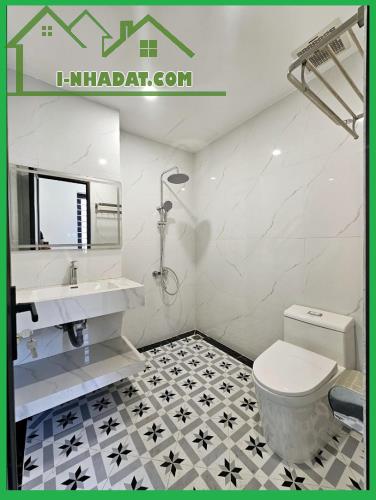 Bán nhà 70m², 6 tầng, 4PN, 5WC, Long Biên - 8.9 tỷ - 3