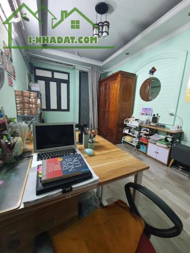 Nam Dư thông 649 Lĩnh Nam, cách 1 nhà ô tô 7 chỗ đỗ 30mx5t giá chỉ 5.6 tỷ. - 1