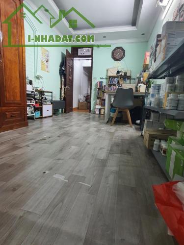 Nam Dư thông 649 Lĩnh Nam, cách 1 nhà ô tô 7 chỗ đỗ 30mx5t giá chỉ 5.6 tỷ. - 3