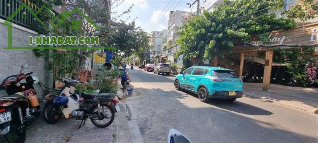 Tân Phú mặt tiền Kinh Doanh gần chợ Tân Hương Đô Đốc Long 100m2 - 5 Tầng Nhỉnh 12ty