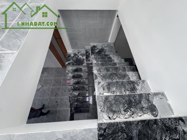 Bán Nhà 1 trệt 1 lầu 120m2 Chợ Trảng Dài Biên Hòa ĐỒNG NAI có 2 tỷ 890tr - 2