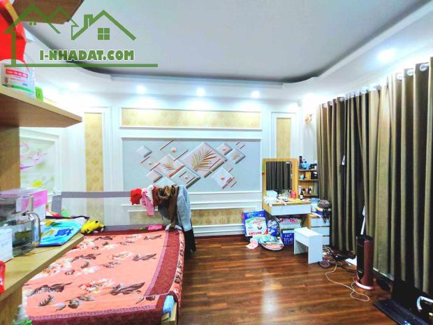 💥Bán nhà Đội Cấn – TT Ba Đình – Mặt tiền rộng, 2 mặt thoáng – 32m2, 3 tầng🌹Giá 6.9 tỷ - 1