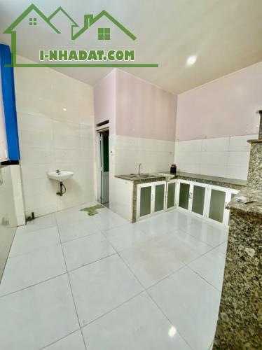 NHÀ ĐÚC 3 TẦNG HẺM XE HƠI 5M - 51M2 (4.4x12) - Đ.SỐ 11 GẦN 26/3 GIÁP TÂN PHÚ. CHỈ HƠN 4 TỶ - 2