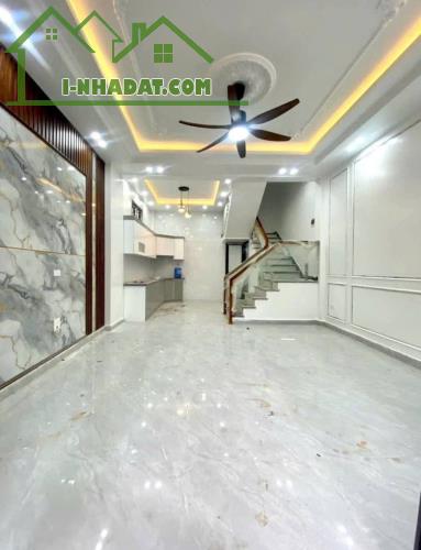 Bán nhà Ngô Gia Tự, Đằng Lâm, Hải An, Hải Phòng. 4 tầng 45m2, 3,95 tỷ. Ngang 4,6m, d2dn