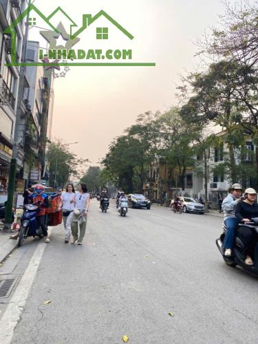 Mặt phố Nguyễn Thái Học - Kinh doanh đỉnh - MT rộng - Sổ vuông.