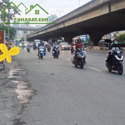 7,8 tỷ nhà mặt chợ kinh doanh ngõ thông ô tô ngã tư Khuất Duy Tiến  Q thanh xuân - 5