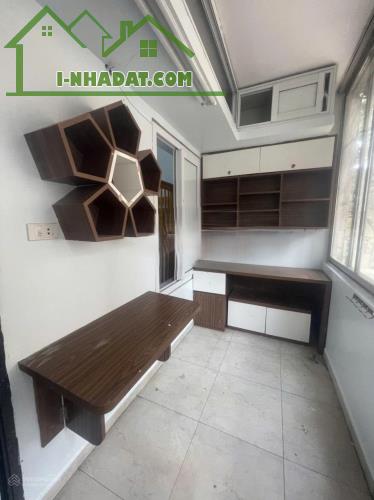 Cho thuê căn hộ Tập thể tầng 3 Phố Kim Liên, 73m2, 2 ngủ, Full đồ ở hộ GĐ, 10 Triệu/tháng - 4
