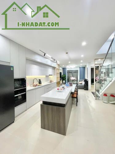 PHÂN LÔ NGUYỄN KHANG💥 DT 66M2💥MT 4.2M💥 18 TỶ💥Ô TÔ VÀO NHÀ💥1 BƯỚC RA PHỐ💥KINH DOANH - 3