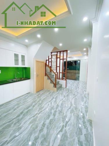 NHÀ MỚI 5 TẦNG , 6 PHÒNG NGỦ - PHỐ ĐÔNG THIÊN - VĨNH HƯNG - HOÀNG MAI CHỈ 5,46 TỶ - 4