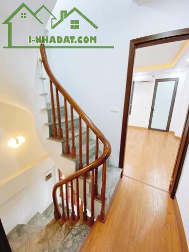NHÀ MỚI 5 TẦNG , 6 PHÒNG NGỦ - PHỐ ĐÔNG THIÊN - VĨNH HƯNG - HOÀNG MAI CHỈ 5,46 TỶ - 2