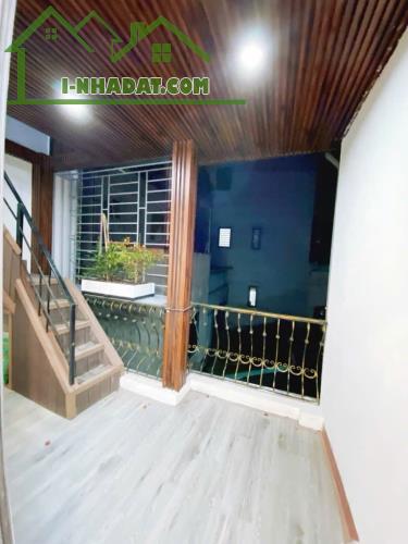 NHÀ MỚI 5 TẦNG , 6 PHÒNG NGỦ - PHỐ ĐÔNG THIÊN - VĨNH HƯNG - HOÀNG MAI CHỈ 5,46 TỶ