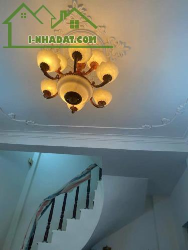 Cho thuê nhà Phố Hương Viên, Hai Bà Trưng 5 tầng x 30m2 làm VP, hoặc ở hộ gđ, 12 Triệu - 3