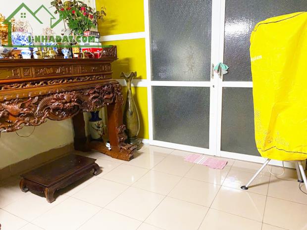 6,8 TỶ CÓ NHÀ HOÀNG HOA THÁM DÂN XÂY KCBT 35M2x3TẦNG, NGÕ THÔNG, RA OTO 30M Ở NGAY - 3