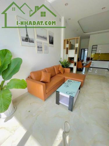 BÁN NHÀ KHU VỰC CỔNG 11 BIÊN HOÀ ĐỒNG NAI, 88M 1 TRỆT 1 LẦU, SHR, 1.67TỶ LH:0909207843. - 1