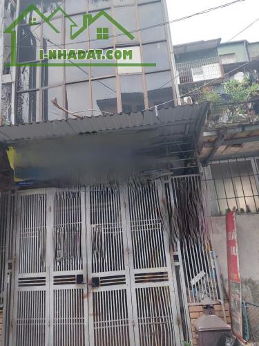 Cho thuê MBKD ngõ ô tô Phố Kim Liên 3 tầng x 86m, 12 Triệu vừa KD, vừa kết hợp ở lại.