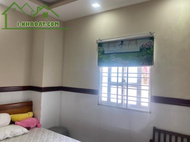 Bán gấp nhà đẹp ở ngay Trần Xuân Soạn, xe hơi ngủ nhà, 73m2, 4T, SHR, chỉ 10.9 Tỷ. - 4
