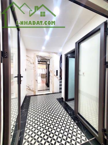 BÁN NHÀ TAM TRINH, VỈA HÈ, KINH DOANH, Ô TÔ, 61M2 X 6 TẦNG THANG MÁY GIÁ 17.X TỶ - 4