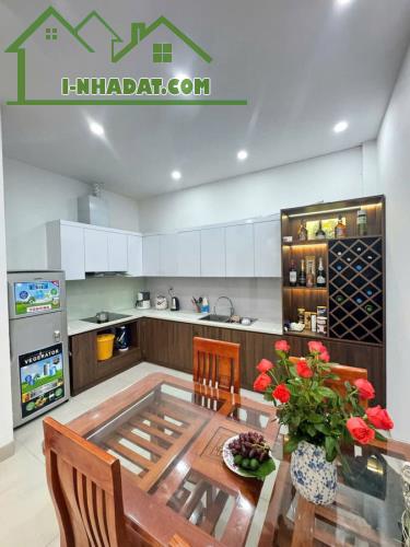 Cần Bán Nhà 7Tầng Tại | Nguyễn Văn Cừ Long Biên Vị Trí Đỉnh | Tiềm Năng Dòng Tiền 13,9Tỷ - 1