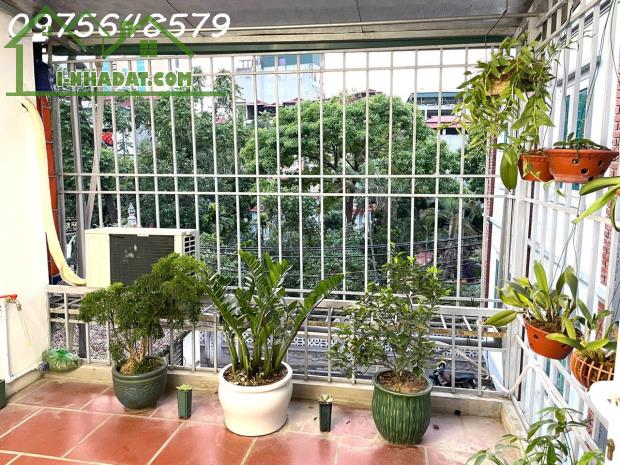 Bán căn hộ VIP Tập thể Ban tổ chức Trung ương phố Đội Cấn 110m giá siêu mềm - 3