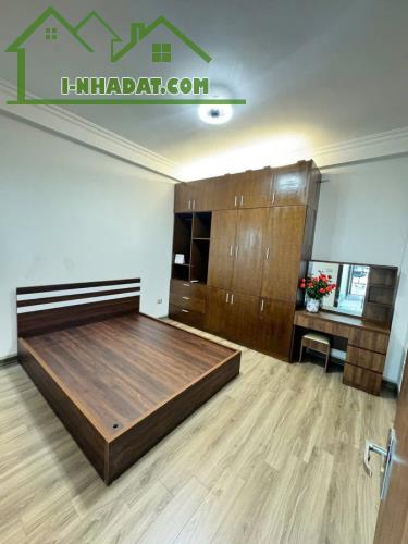 Bán Nhà 47m2 | Tại Nguyễn Văn Cừ Long Biên 10,2Tỷ | Vị Trí Trung Tâm | Tiềm Năng Dòng Tiền - 2