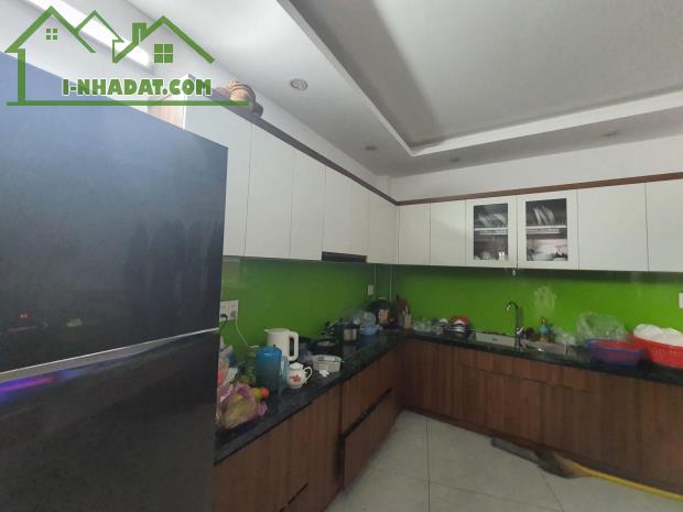 BÁN NHÀ MẶT PHỐ TỈNH LỘ 10 - BÌNH TÂN - 4 TẦNG - 84M2 - 11 TỶ - SỔ HỒNG CHÍNH CHỦ