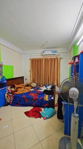 Bán nhà Nam dư vị trí: Đẹp, ngõ thông, 40m ra ô tô tránh, khu vực tiện ích đầy đủ, trường