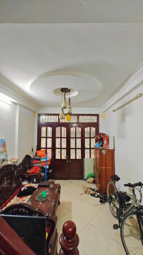 Bán nhà Nam dư vị trí: Đẹp, ngõ thông, 40m ra ô tô tránh, khu vực tiện ích đầy đủ, trường - 1