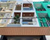 Đi nước ngoài định cư bán gấp nhà ở đường Cao Thắng, phường 3, quận 3, giá 3 tỷ
