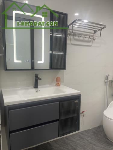 NHÀ HÒA BÌNH - MINH KHAI DT 56M2 - 5 TẦNG - GIÁ CHÀO : 9.8 TỶ - 2