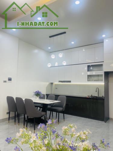 NHÀ HÒA BÌNH - MINH KHAI DT 56M2 - 5 TẦNG - GIÁ CHÀO : 9.8 TỶ - 3