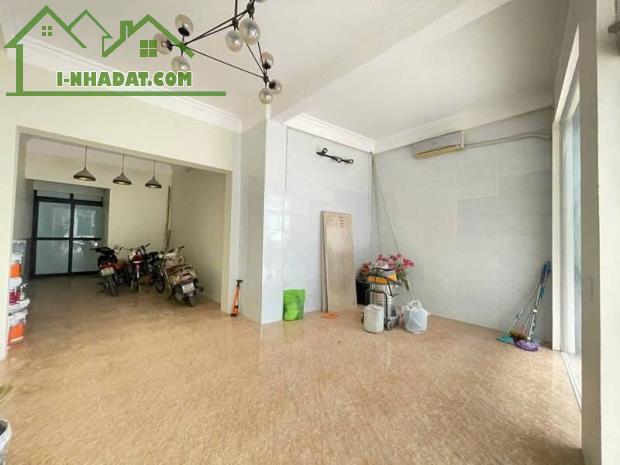 BÁN NHÀ MẶT DÔC TAM ĐA - VỈA HÈ - 1 MẶT NGÕ - 1 MẶT Ô TÔ TRÁNH - KHU VỰC HIẾM NHÀ BÁN - XÂ
