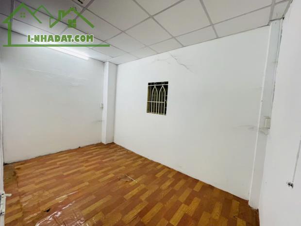 GẦN MẶT TIỀN - 10M RA HXH TRÁNH - 49m2 (4,1x12) - GẦN TRƯỜNG CHINH - THÔNG SỐ ĐẸP - 4