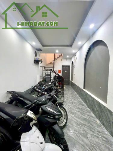 Nhà đẹp dân xây Ba Đình - Vừa ở vừa cho thuê - 8 phòng khép kín