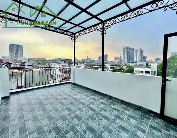 CẦU GIẤY-  LÔ GÓC - 6 TẦNG THANG MÁY - NGÕ THÔNG 2 ÔTÔ TRÁNH - C.H.Ỉ 10T.Ỷ - 4