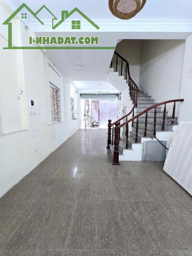 Bán nhà Phú Mỹ 6 tầng 9 phòng chỉ hơn 6 tỷ dòng tiền ổn định