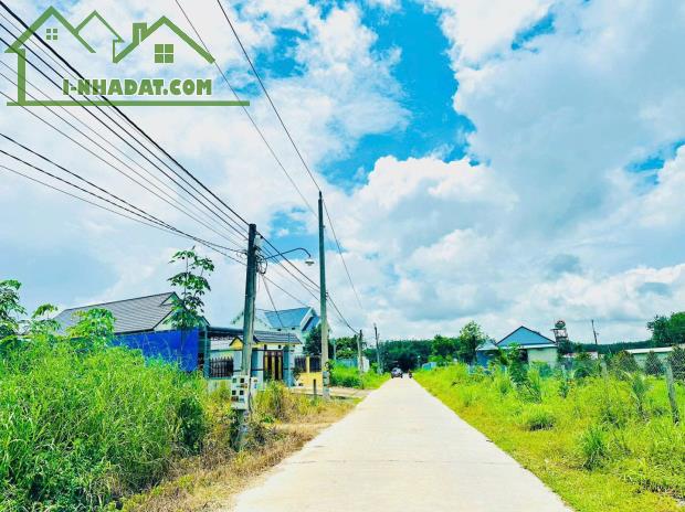 BÁN 2 LÔ 10X40=400M2 ĐƯỜNG 18M, SÁT CHỢ DÂN ĐÔNG GIÁ 195TR