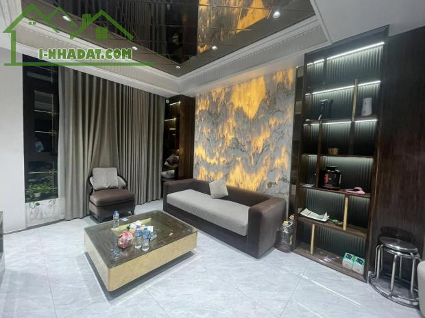 MẶT PHỐ YÊN HOA THANG MÁY - KINH DOANH DT 50m2 7 tầng MT 7m Giá 27 tỷ - 4