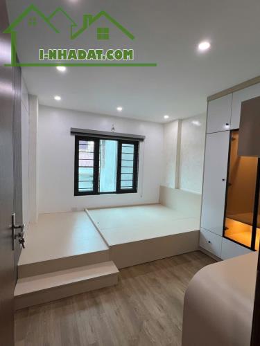 BÁN NHÀ NGỌC THỤY - LONG BIÊN - 4 TẦNG - 45M² - MT 4M - CÓ THANG MÁY - GIÁ 8.5 TỶ - 2