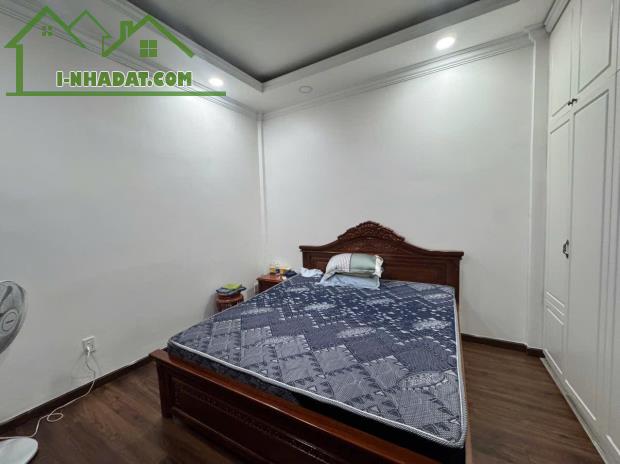Bán nhà lô góc 2 mặt tiền hẻm xe hơi thông Nguyễn Cảnh Chân, Q1 61m2 ngang 5.5m 3 tầng.TL - 3