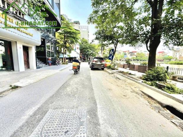 Mảnh Đất Hiếm-View Hồ Ngõ 135 Đội Cấn (Ngọc Hà) 95m/ MT 4.2m 36.8 Tỷ,Ôtô tránh - 2