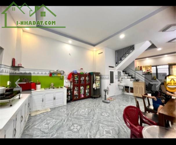 Nhà đẹp, mới xây, hẻm thông , nhỉnh 6 tỷ - 3
