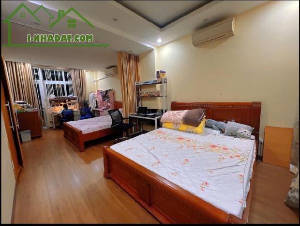 BÁN NHÀ LIỀN KỀ HOÀNG QUỐC VIỆT, LÔ GÓC 3 THOÁNG, 80M2 × 3 TẦNG, 6 PN, 23 TỶ - 2