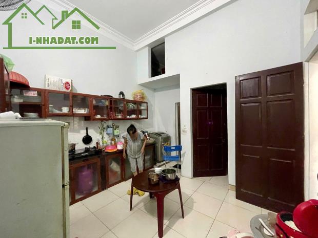 Giá bán: 880 triệu bao thuế phí - Sổ hồng riêng - 2
